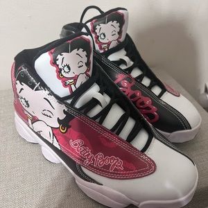 Size 9 Betty Boop Sneakers